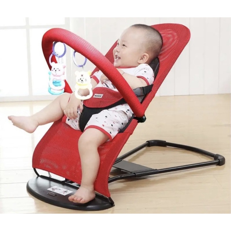 Ghế rung nhún có đồ chơi cho bé