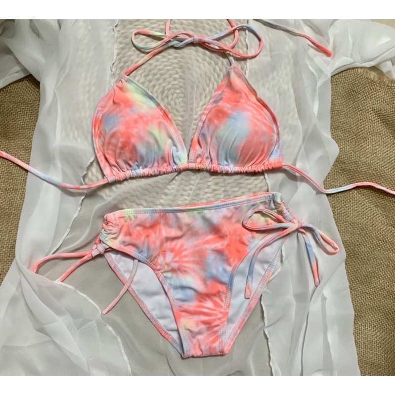 Bikini tam giác 2 mảnh màu loang hot trend
