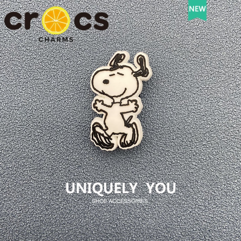 Móc Khóa Gắn Giày Crocs Hình Chú Chó Snoopy Dễ Thương DIY