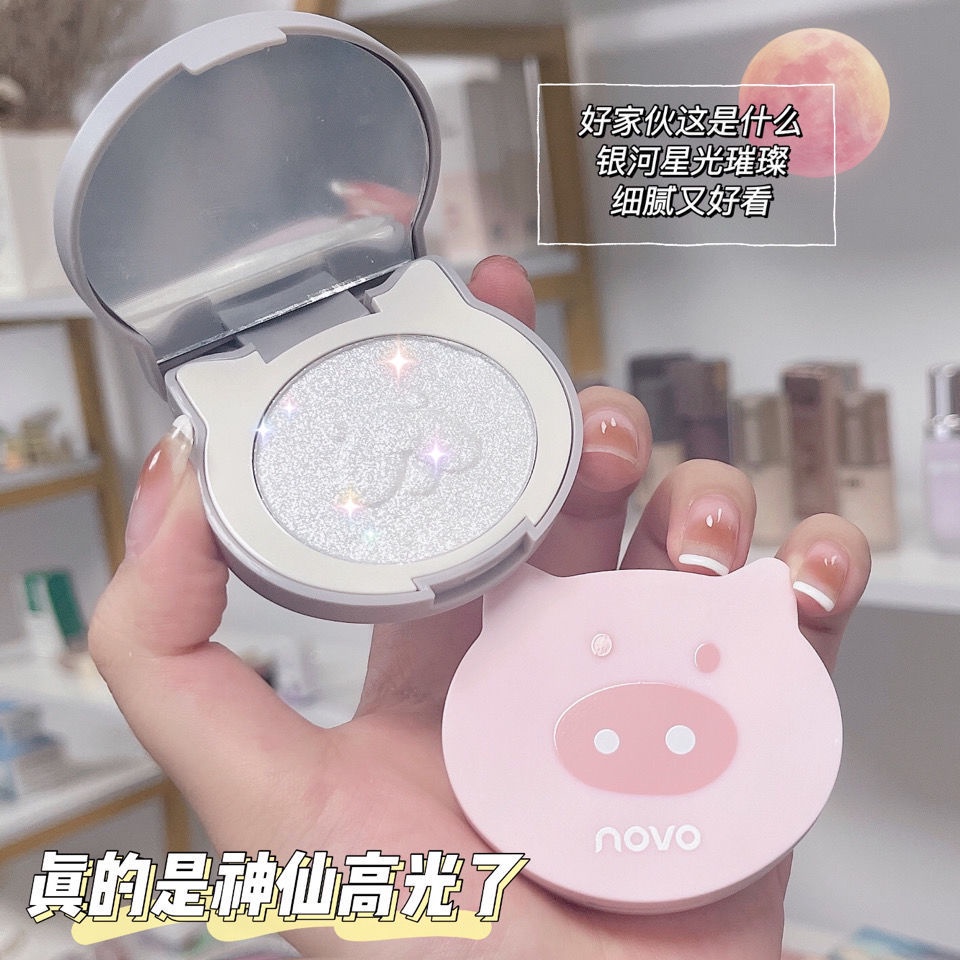 Bảng Phấn Bắt Sáng 4 Màu Mềm Mại Tạo Khối Trang Điểm Mặt