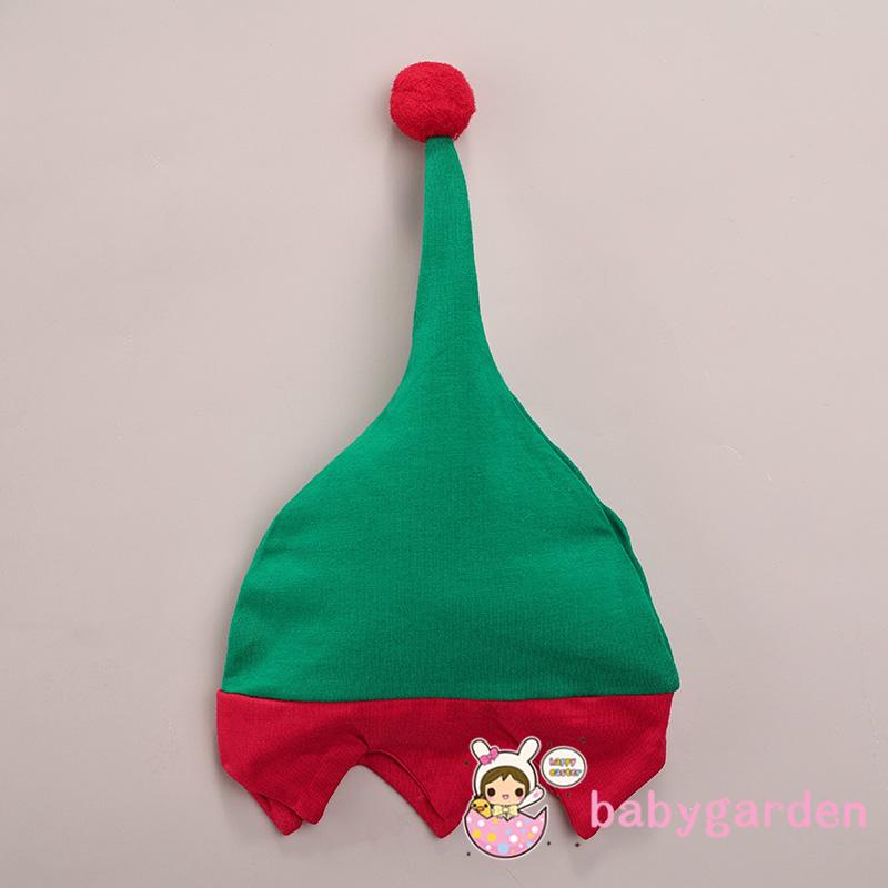 Bộ Áo liền quần tay dài cổ tròn + Tất ống chân họa tiết sọc màu sắc tương phản + Mũ phong cách giáng sinh cho trẻ em