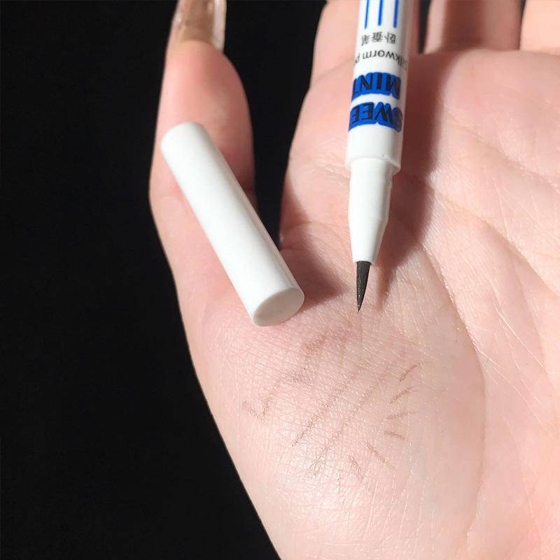 Bút Kẻ Mắt Dạng Lỏng Mịn Mượt Nhanh Khô Chống Thấm Nước