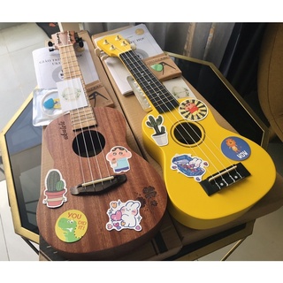 Đàn ukulele soprano màu vàng