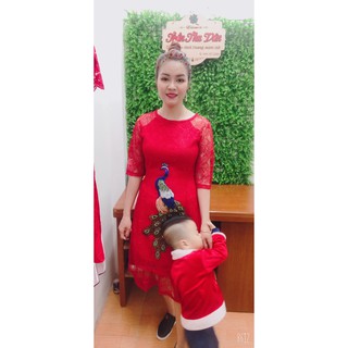 Áo dài cách tân thêu hoa phượng