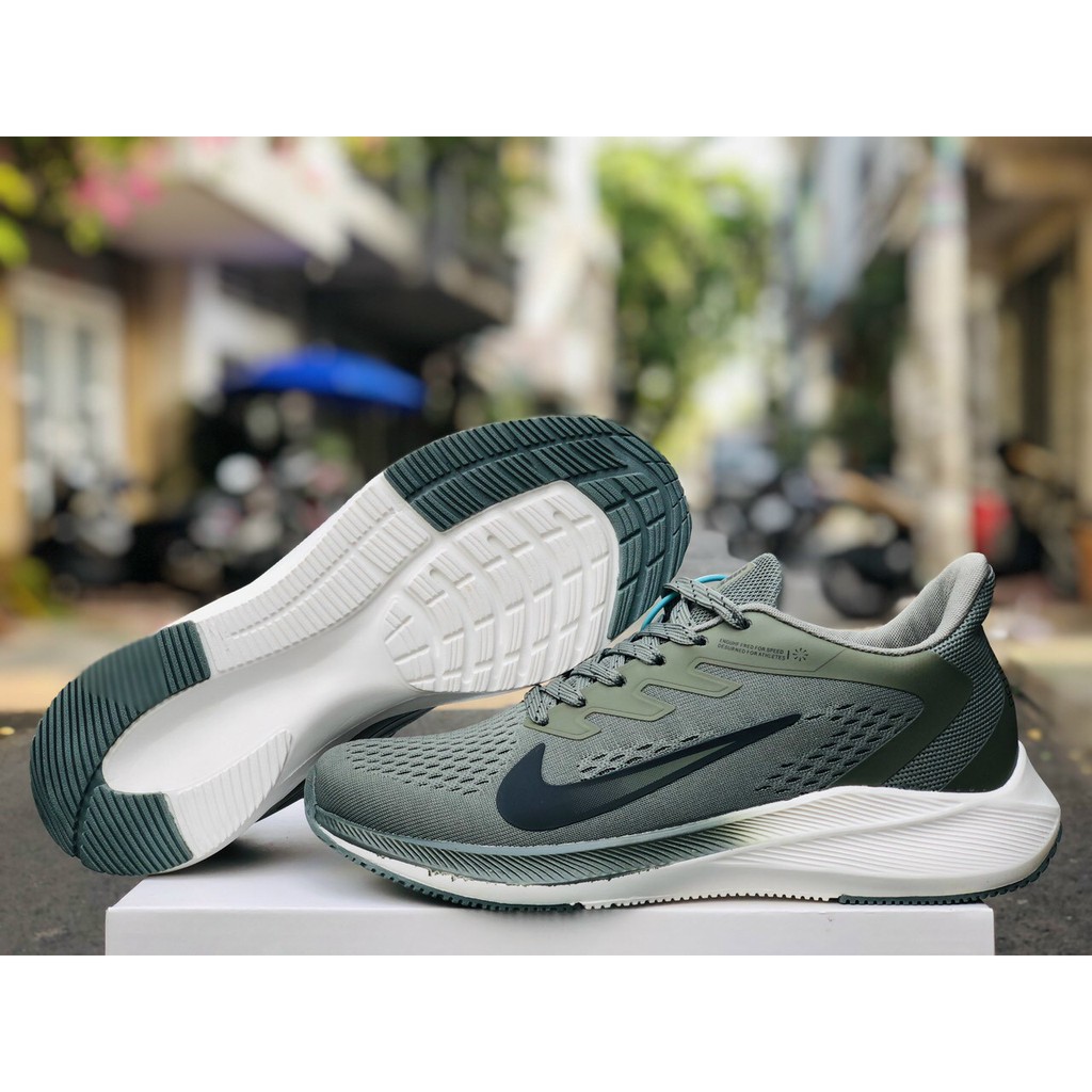 Giày CHẠY BỘ NAM Giày sneaker thể thao màu Xanh rêu FORM SIÊU NHẸ đi ÊM CHÂN Thoáng khí TRÙM GIÀY PT