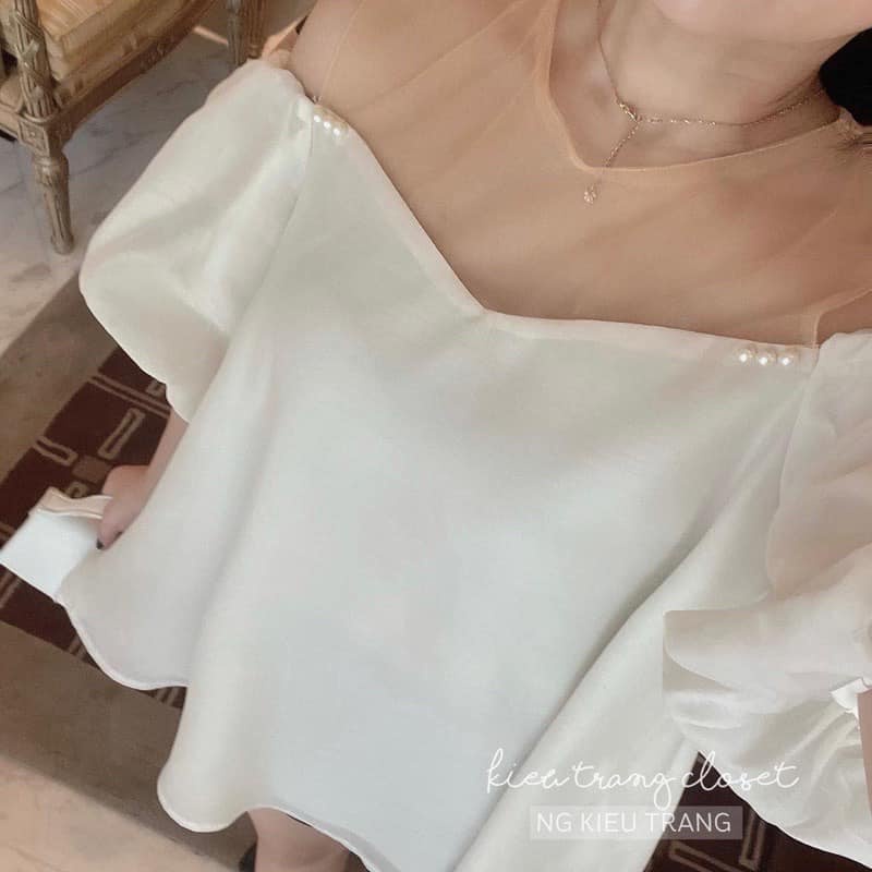 Áo voan trễ vai tay bồng đính cúc ngọc form giấu quần sang chảnh