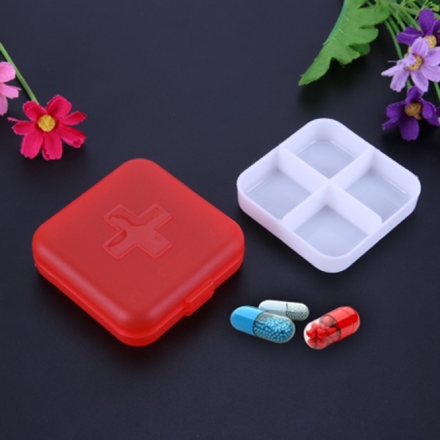 Hộp đựng thuốc 4 ngăn tiện dụng