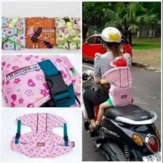 Đai xe máy có đỡ cổ