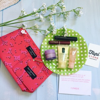 Kit dưỡng da & trang điểm Clinique Starter Kit