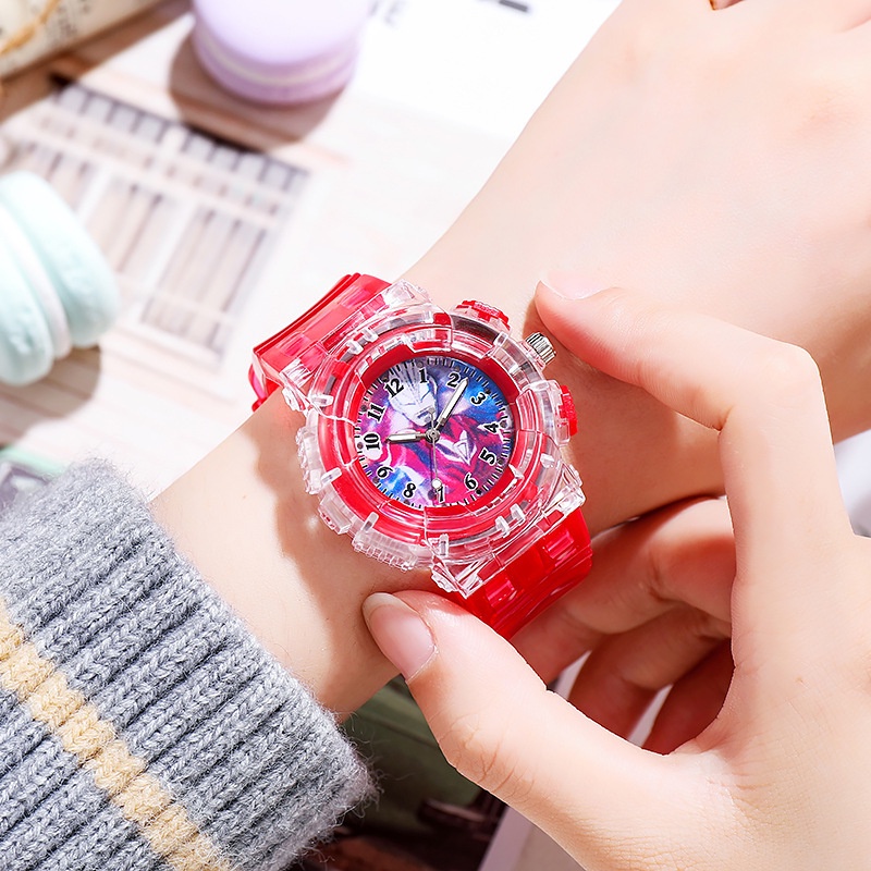 Đồng Hồ Đeo Tay cho bé trai bé gái Có Đèn Led Phát Sáng hình siêu nhân nhện