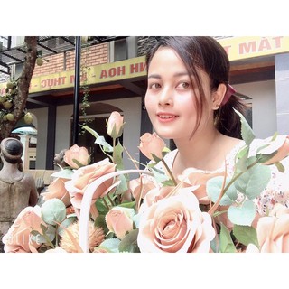 Giỏ Hoa lụa màu nâu tây