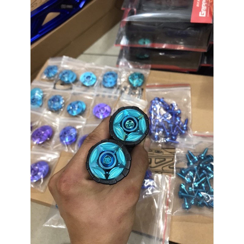 Gù tay lái titan + 2ốc bắt gù cho mọi dòng xe
