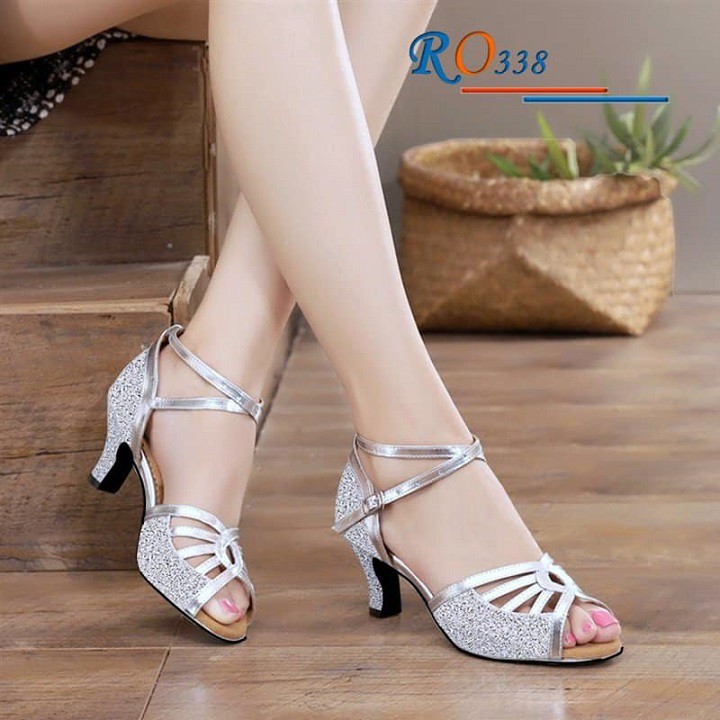 Giày sandal cao gót nữ 5 phân hàng hiệu rosata giày nhảy màu trắng ro338