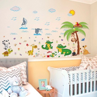 Decal dán tường vườn thú cá sấu