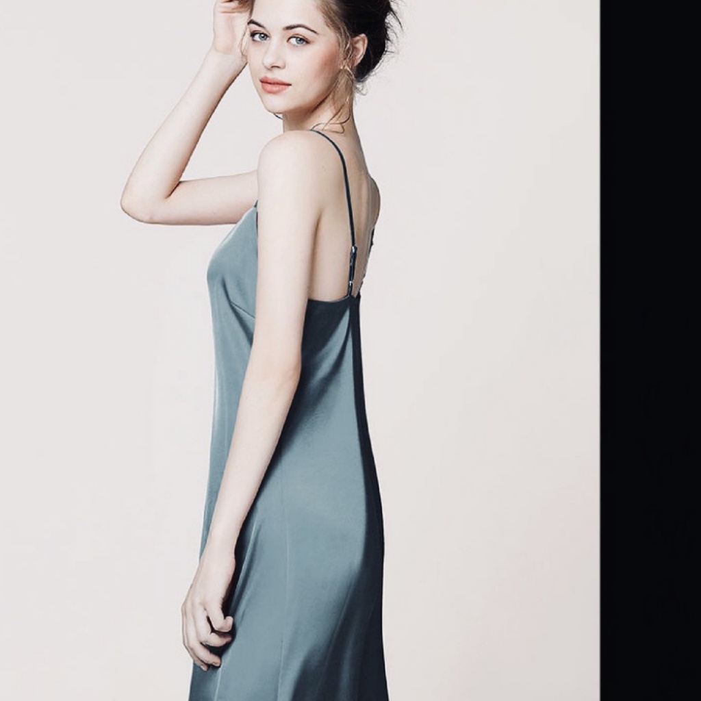 Váy Lụa Hai Dây Body Nữ - Đầm ngủ ba lỗ dáng suông, mang phong cách gợi cảm, sexy, quyến rũ | BigBuy360 - bigbuy360.vn