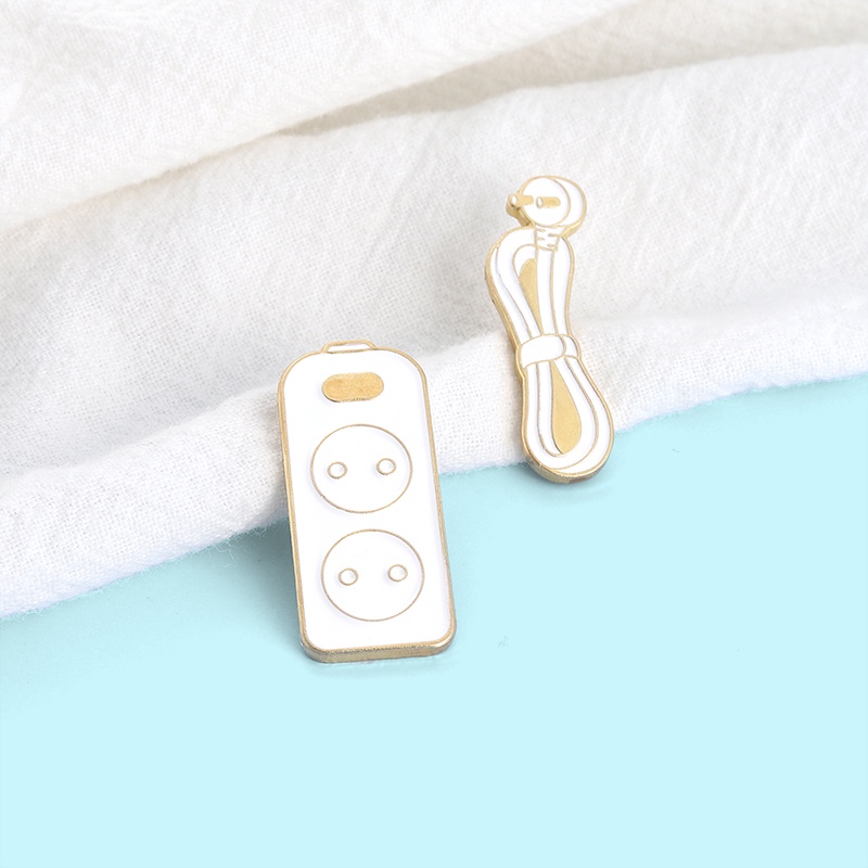 Ghim Cài Áo Kim Loại Tráng Men Họa Tiết Hoạt Hình Dễ Thương Đa Ứng Dụng