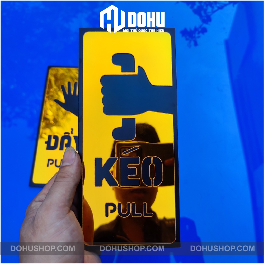 Bảng decor kéo đẩy  Gương Vàng dán cửa  - DH116