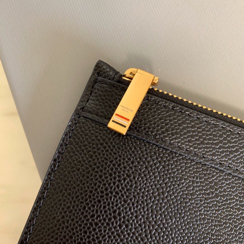 Ví tab đứng nam chất liệu da lớp ngoài cao cấp khoá kéo kim loại chống bay màu thom browne