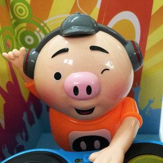 ĐỒ CHƠI - HEO CHƠI DJ