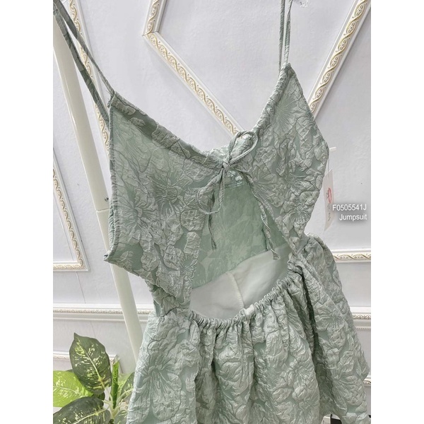 Jumpsuit gấm xốp giả váy xòe 2s hở lưng 0522