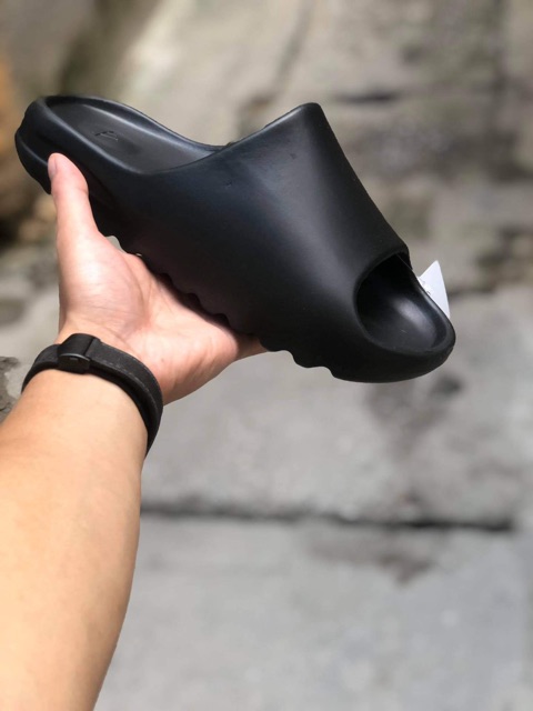 Dép slide full đen chuẩn 1:1