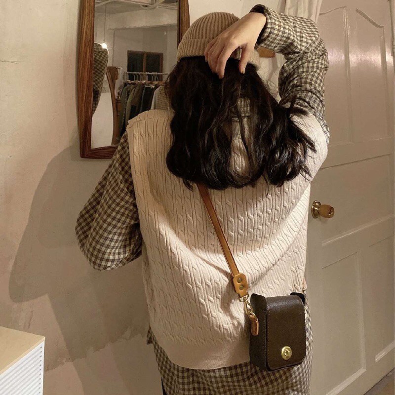 Túi mini khoá tròn da sần form cứng cáp s076 | BigBuy360 - bigbuy360.vn