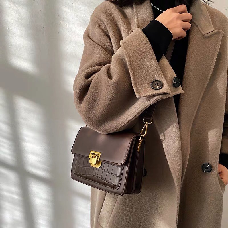 Túi xách nữ đeo chéo đẹp kẹp nách đeo vai cao cấp khoá gập màu sắc basic dễ phối đồ phong cách thời trang Hàn Quốc M120