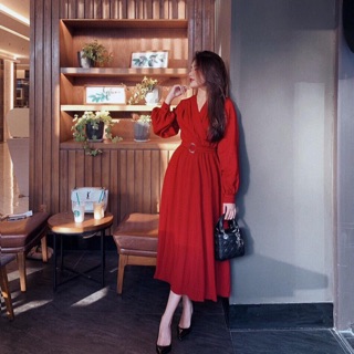 Đầm xoè chéo ngực