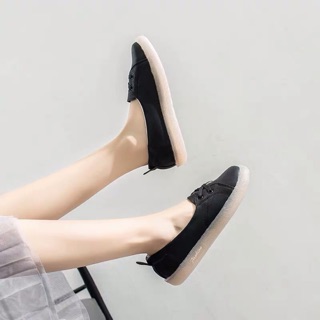 Giày nữ trắng đen