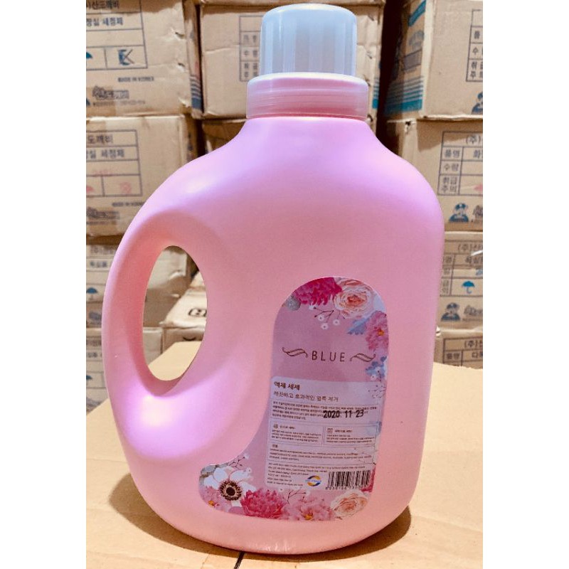 Nước giặ ♥️FREESHIP♥️ Blue  hương Romantic chai 2l - dạng gel siêu đậm đặc hương thơm dịu nhẹ