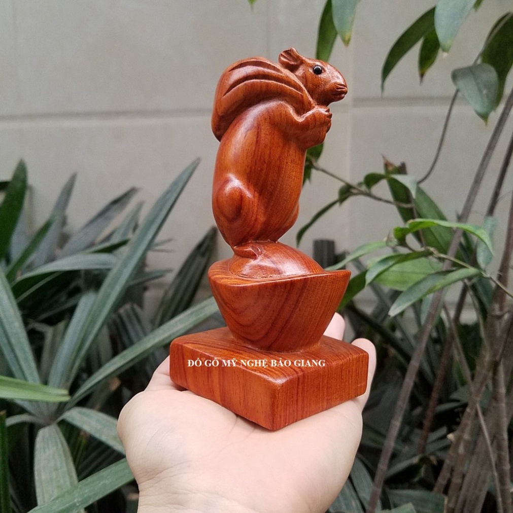 Tượng con chuột gỗ hương cao 15 cm