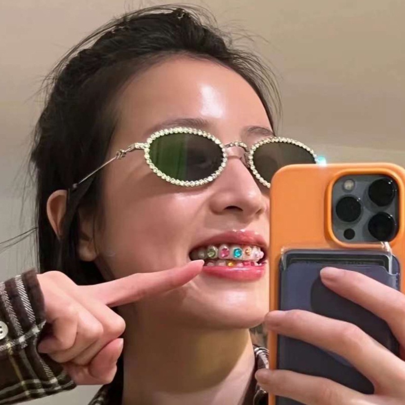 Kính Mát Gọng Oval Kim Loại Đính Đá Phong Cách Hiphop Thời Trang Hàn Quốc