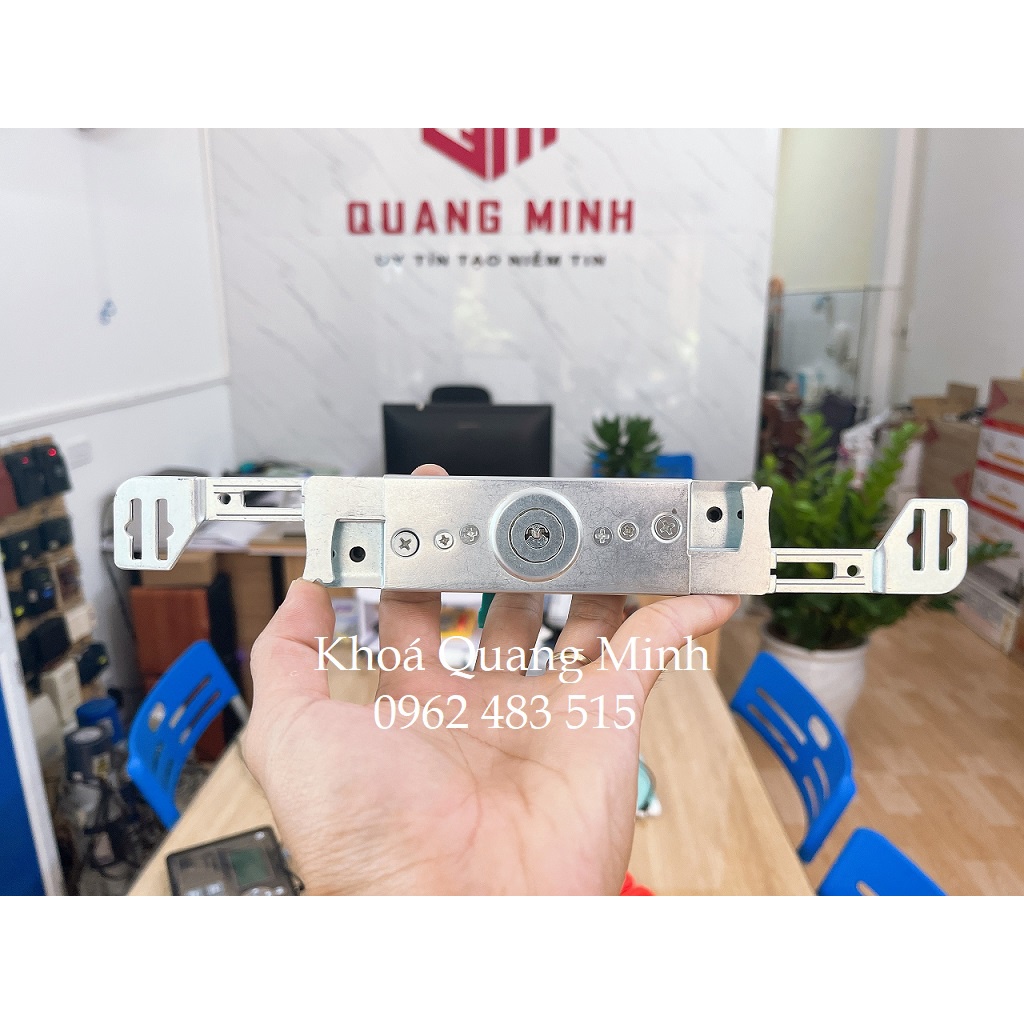 Khoá ngang cửa cuốn KH2B
