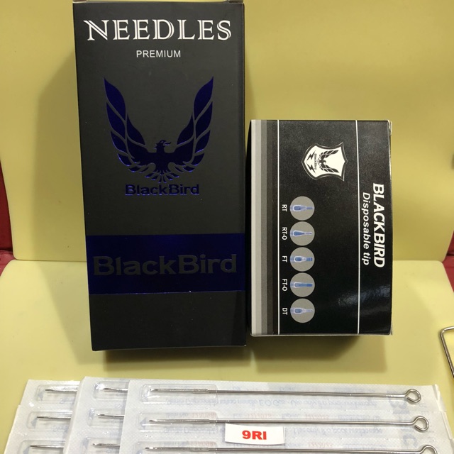 50 kim 9RL kèm ngòi nhựa dẫn kim