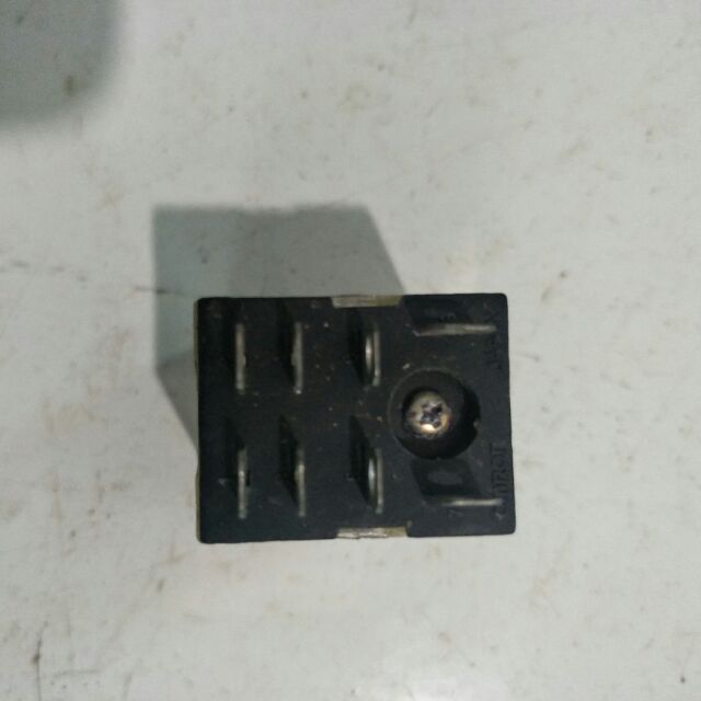 Relay 24v 8pin