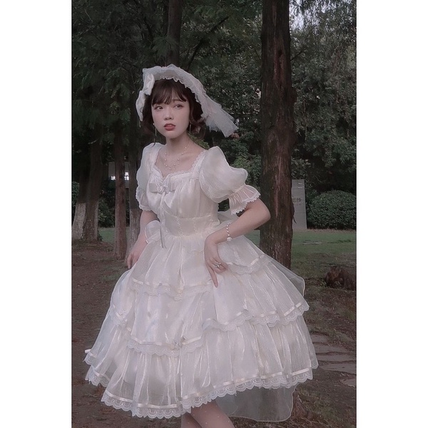 Váy đầm lolita trắng nơ to