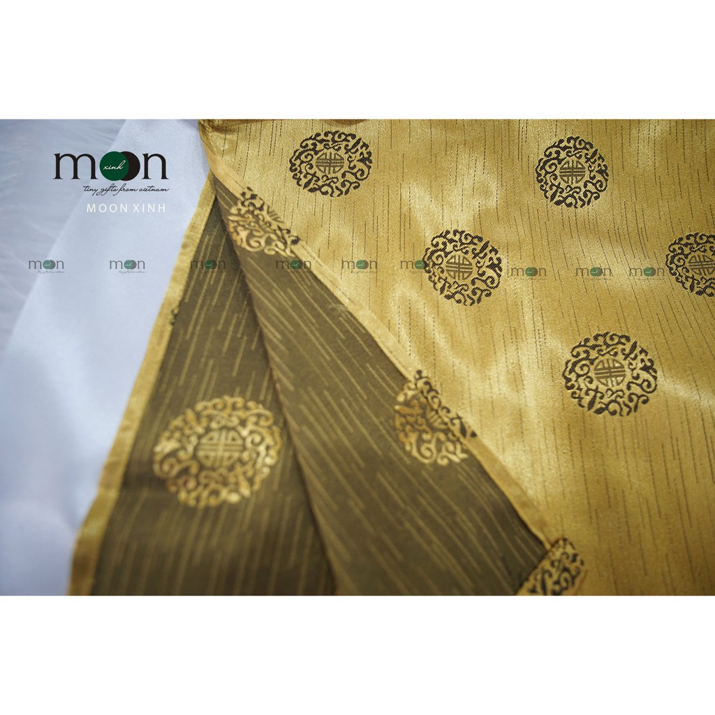 Áo dài xuân cho bé trai VNS 336 Moon Xinh Họa tiết chữ phúc may mắn Màu vàng đồng - Full Size - Gấm dệt mặt lụa