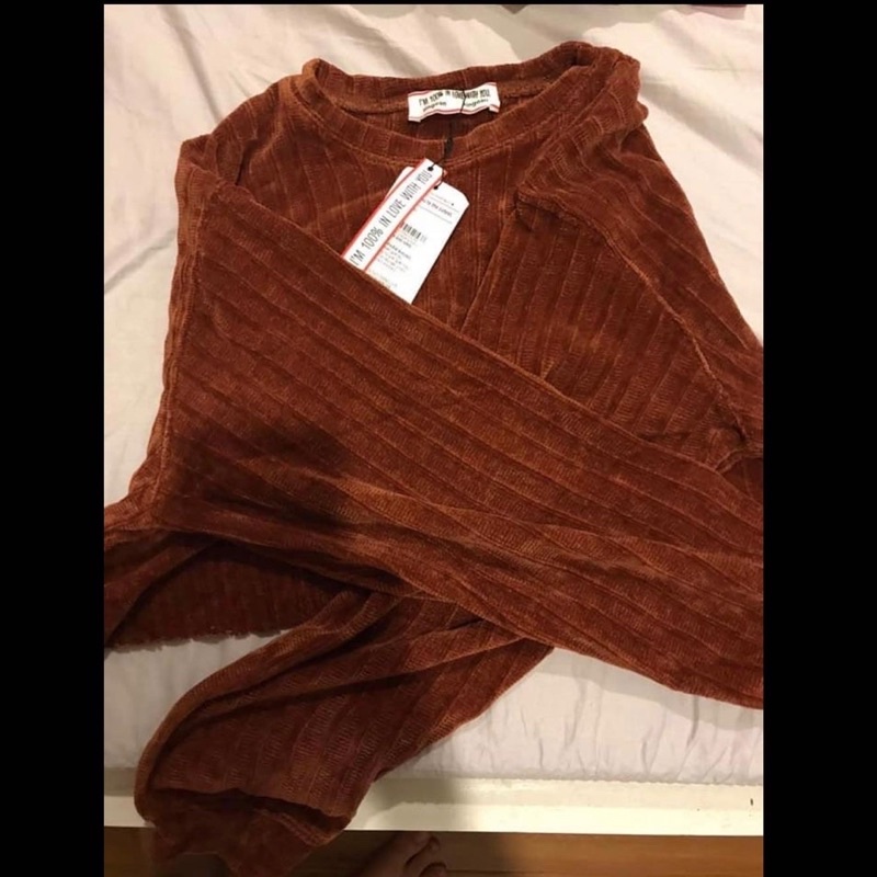 Áo thun croptop Tingoan