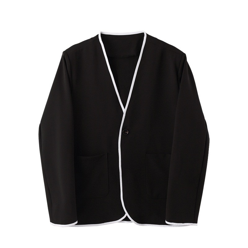 Áo Blazer nam phối viền trắng sang trọng, lịch lãm của bao chàng trai.