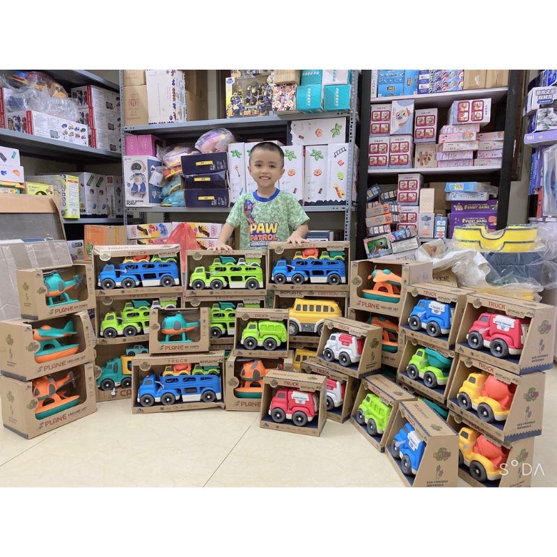 Xe ô tô đồ chơi có nhạc, chất liệu lúa mỳ thân thiện môi trường