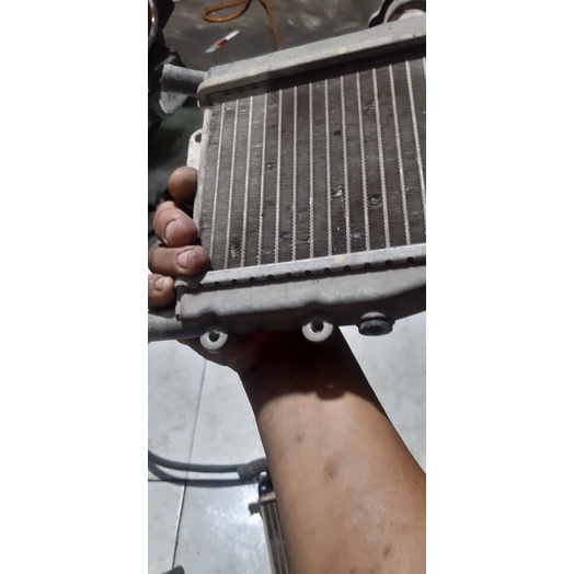 Két nước xe máy