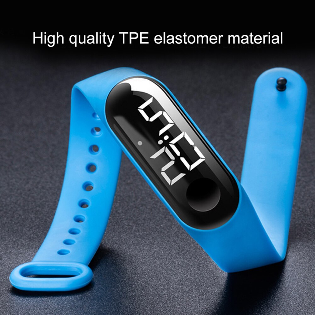 Đồng hồ đeo tay điện tử M3 có đèn LED màu trơn cho bé