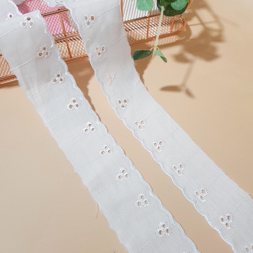[Rộng 4.5cm] Cuộn dây ren viền dùng trang trí quần áo chất liệu vải thô boi trắng maihoafabric