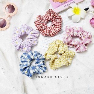 Scrunchies kẻ hoa cúc nhiều mẫu lựa chọn