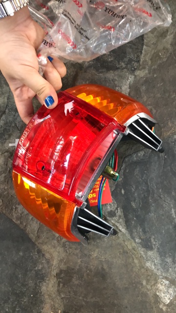 Đèn lái nguyên cây full đế jack cắm chụp lái và chụp xi nhan cho wave nhỏ wave thái 110 hàng đài loan