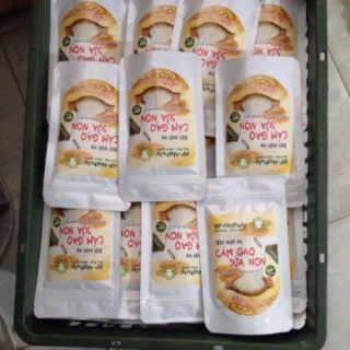 Cám  gạo  sữa  non