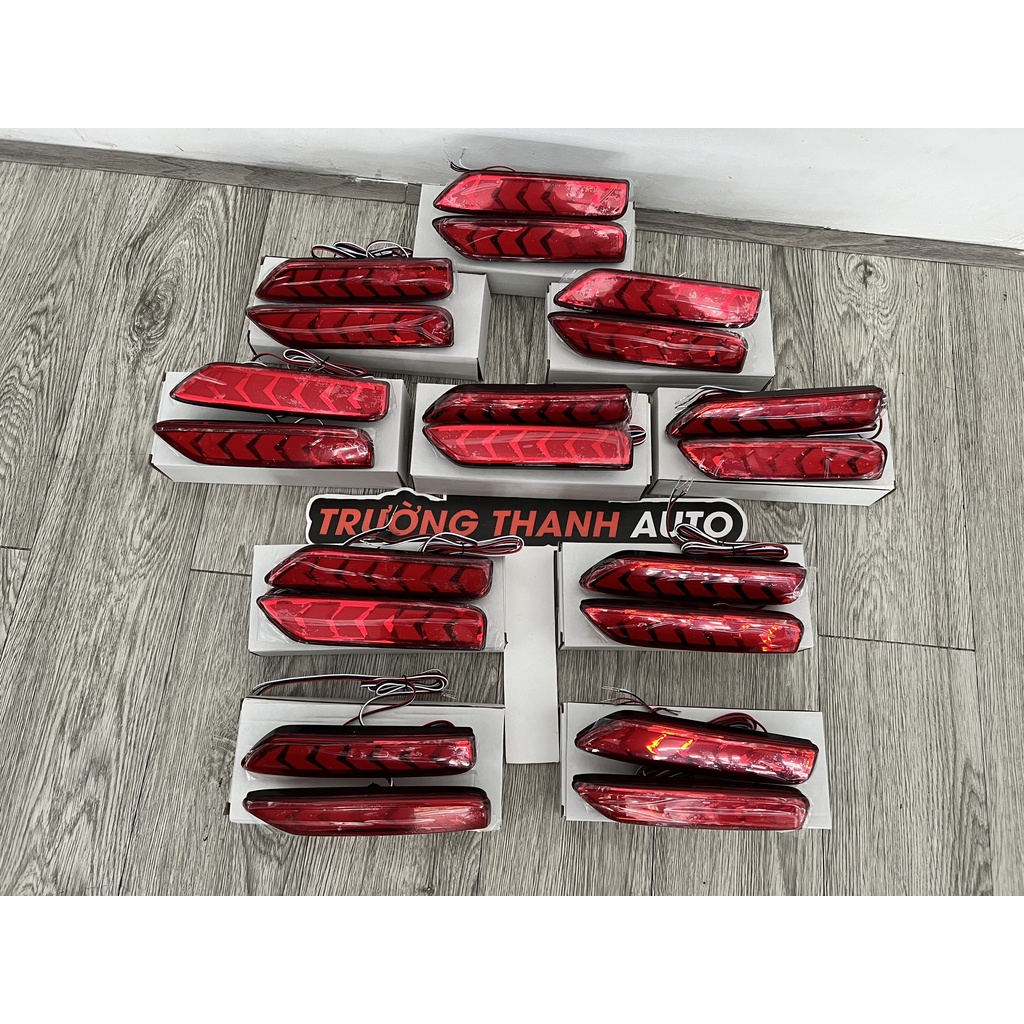 Đèn LED gầm ba chế độ chạy Audi cho cảng sau xe Mitsubishi Xpander 2022