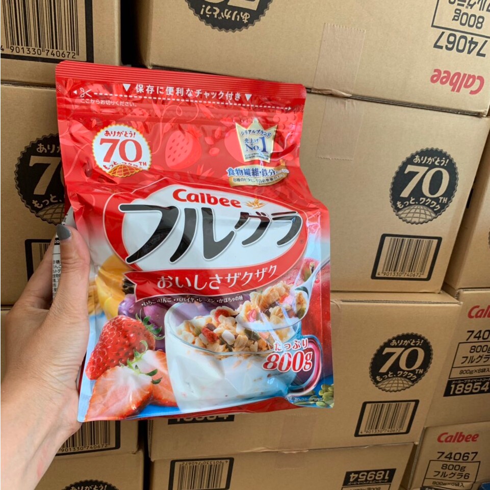 Ngũ cốc Calbee 800g Nhật Bản [Date 11/2021] | BigBuy360 - bigbuy360.vn
