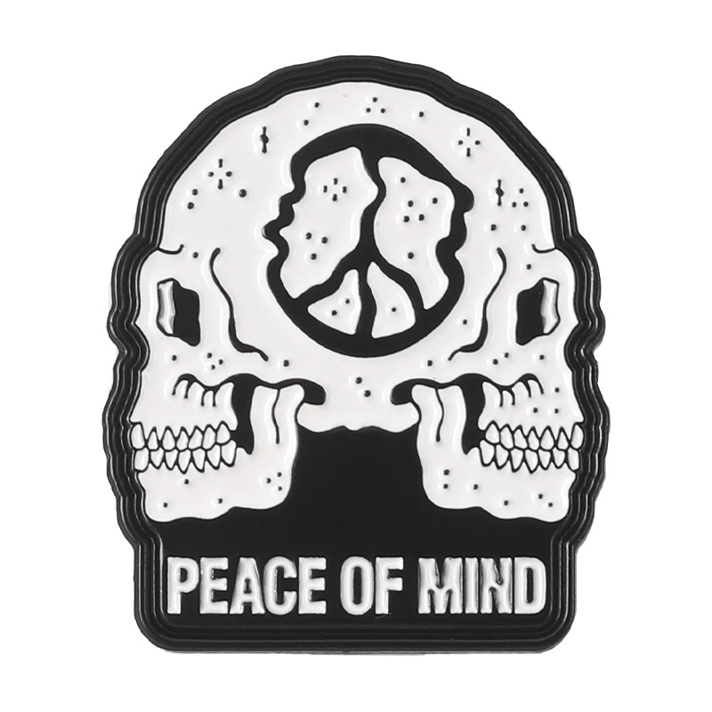 Ghim Cài Áo Hình Đầu Lâu Trắng Đen Cá Tính