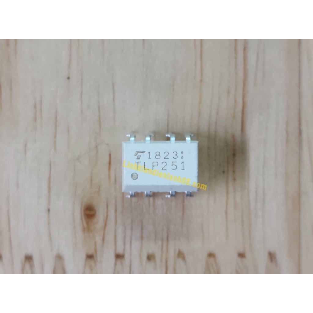 TLP251 chân cắm cắm mới chính hãng Toshiba 100% ( có thể thay cho tlp251 chân dán)